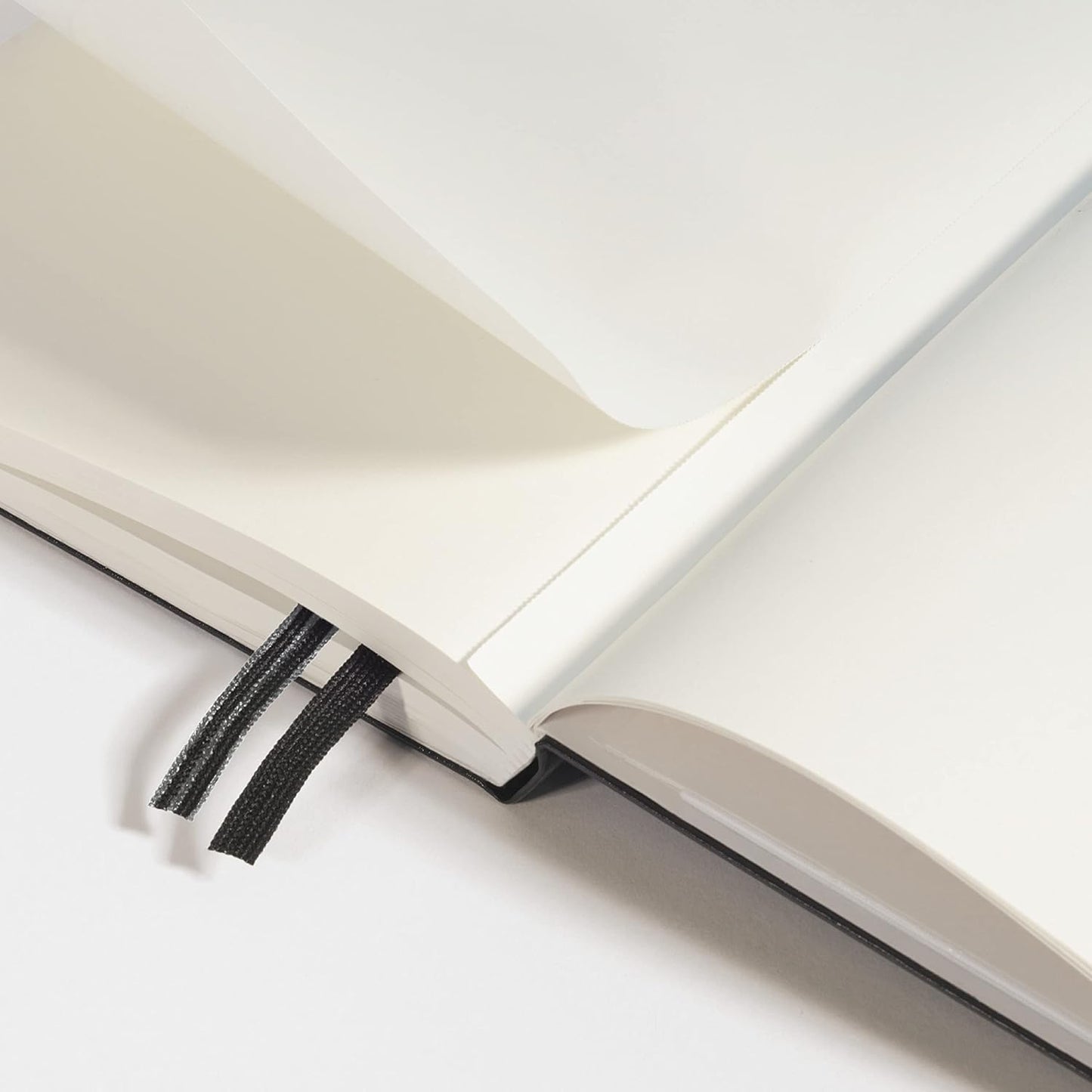 LEUCHTTURM1917 - Notebook Hardcover Medium A5-251 Numbered Pages for Writing and Journaling - Thinking Ahead (Plain Paper, Spice Brown)