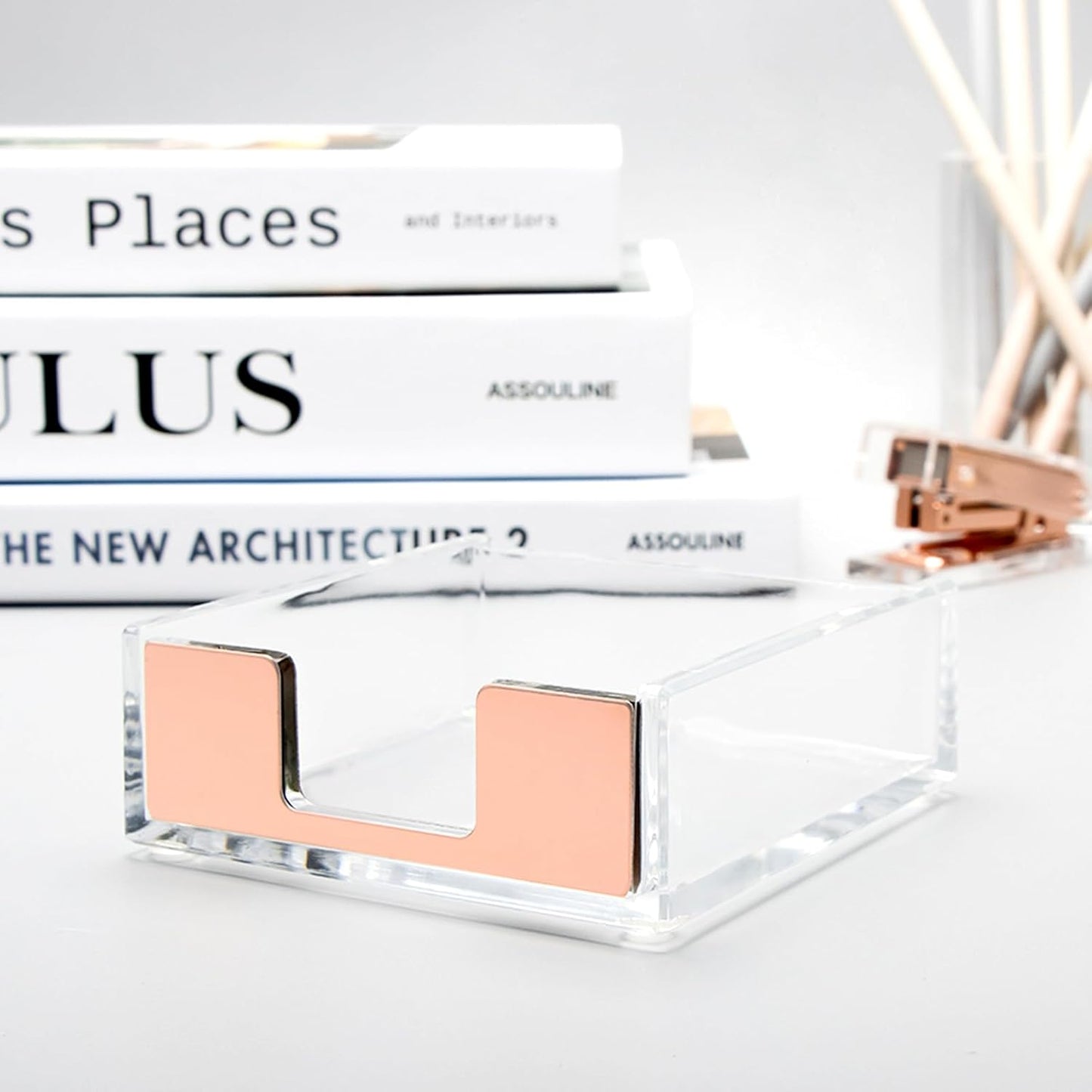 NatSumeBasics Rose Gold Sticky Note Holder Clear Post Note Holder Acrylic Memo Pad Holder Dispenser for Office Essentials Aesthetic Desk Accessories (Rose Gold)