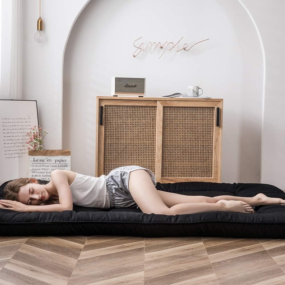 MAXYOYO Japanese Floor Mattress Futon Mattress, 4" Thicken Tatami Mat Sleeping Pad Foldable Roll Up Mat Boys Girls Dormitory Pad Kids Floor Lounger Pillow Bed, Black, Twin Size