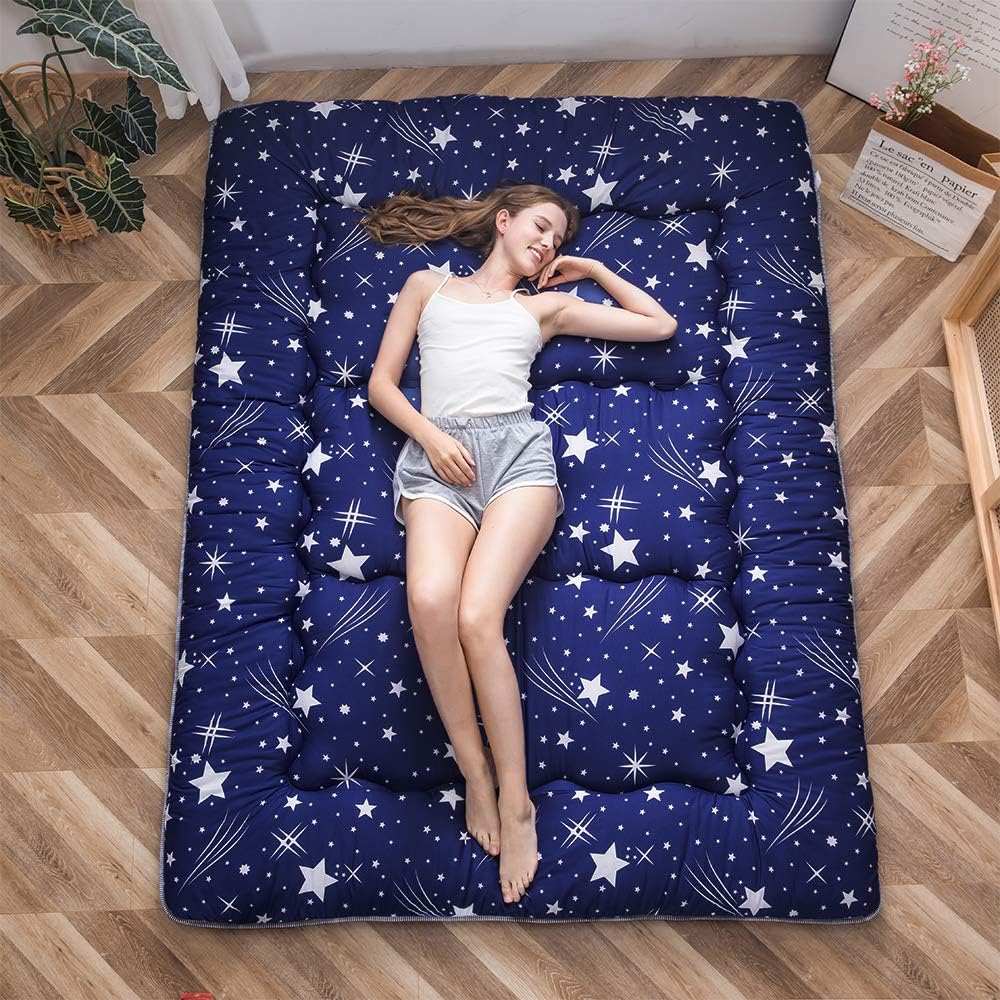 MAXYOYO Navy Starry Sky Japanese Floor Futon Mattress, Tatami Floor Mat Portable Camping Mattress Kids Sleeping Pad Foldable Rolling Up Floor Lounger Couch Bed Queen with Mattress Protector Cover