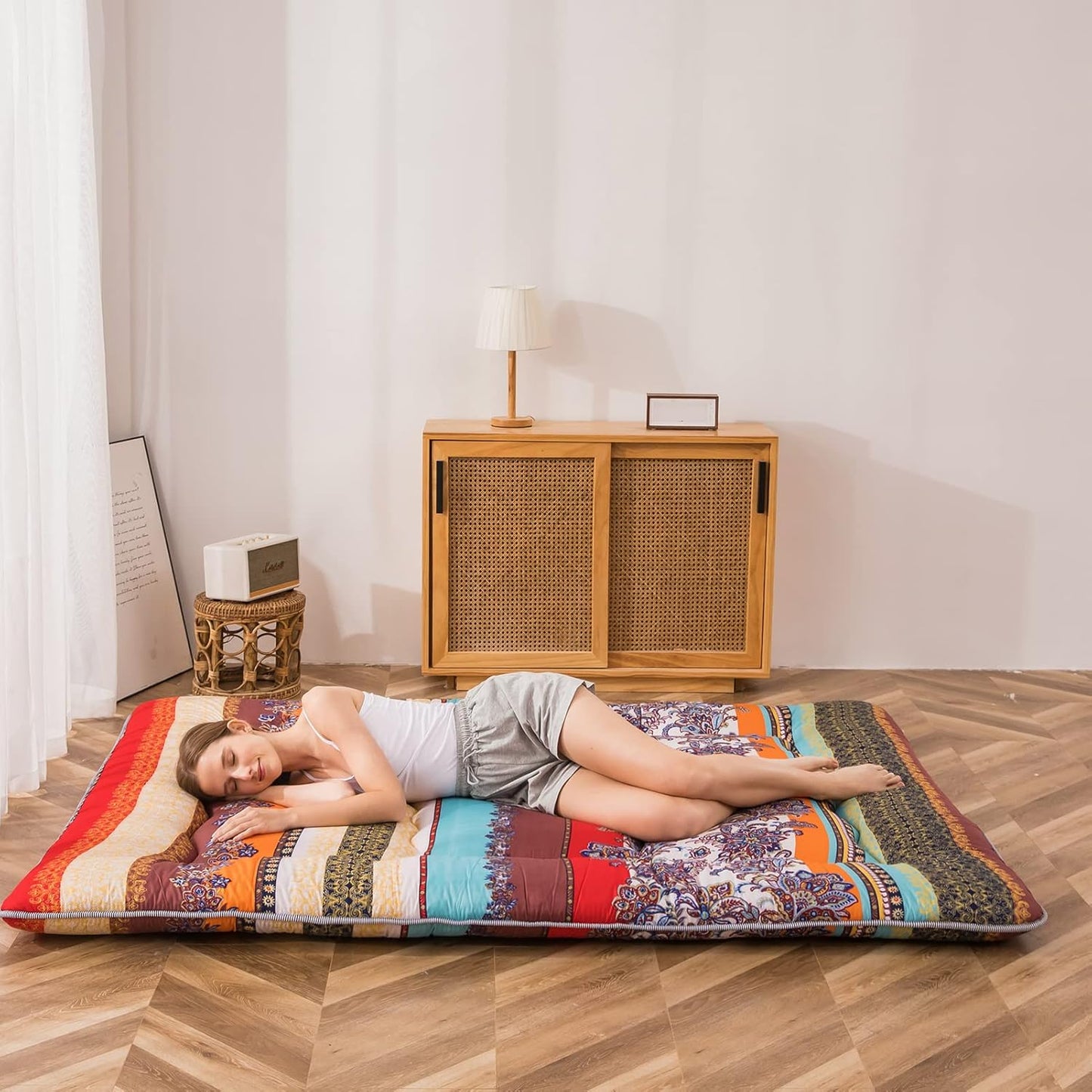 Bohemian Retro Floor Mattress Vintage Floral Japanese Futon Mattress Roll Up Thicken Sleeping Bed Portable Camping Mattress Floor Lounger Couch Bed Mattress Pad, King Size