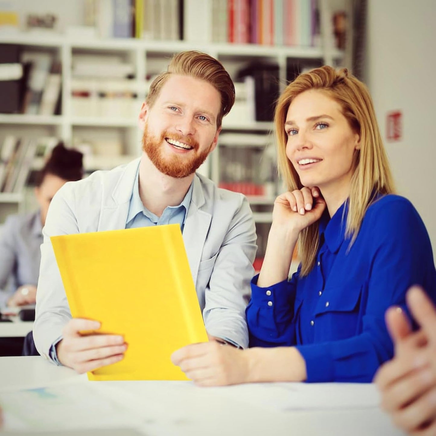 Kraft Bubble Mailers 8.5×12' Inch 50 Pack Yellow shipping envelopes Self-Seal Padded Mailing Envelopes for Jewelry Makeup Supplies and Small Business Packaging