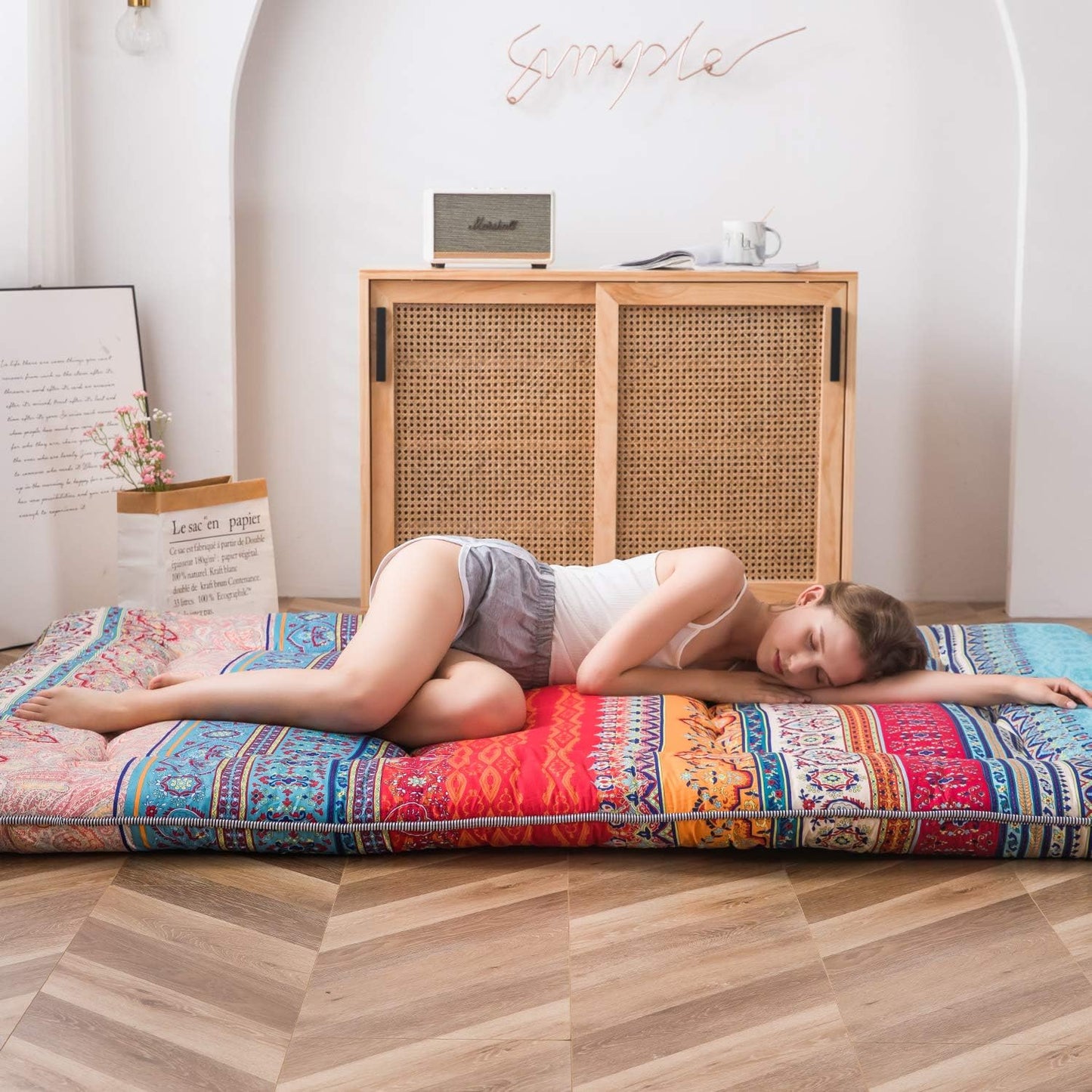 MAXYOYO Bohemian Retro Mattress Vintage Floral Japanese Futon Roll Up Tatami Floor Mat Foldable Bed Portable Camping Mattress Sleeping Pad Floor Lounger Couch Bed Full Size